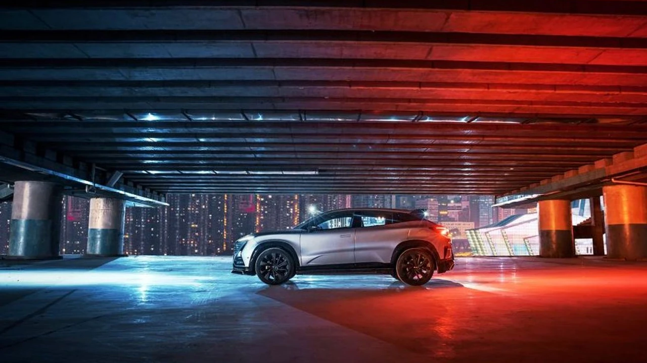 Changan UNI-T exterior photo for China vehicle export 6