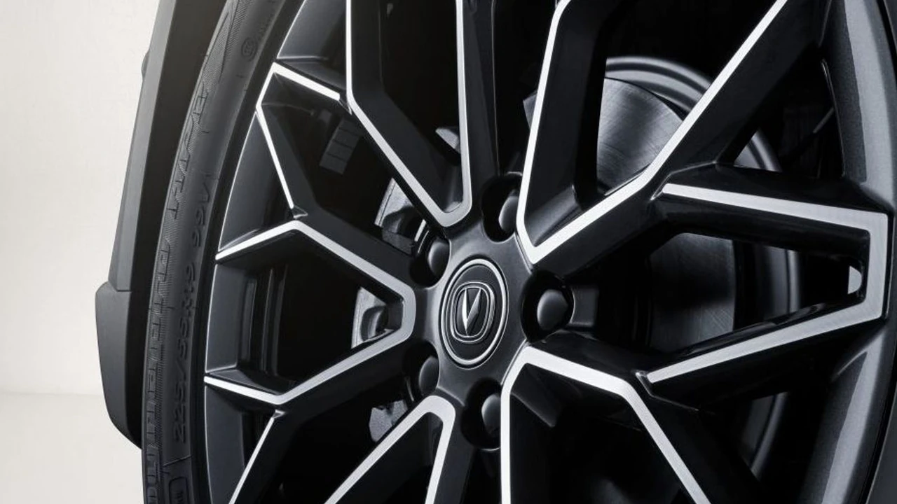 Changan UNI-T vehicle detail photo for export inspection 1