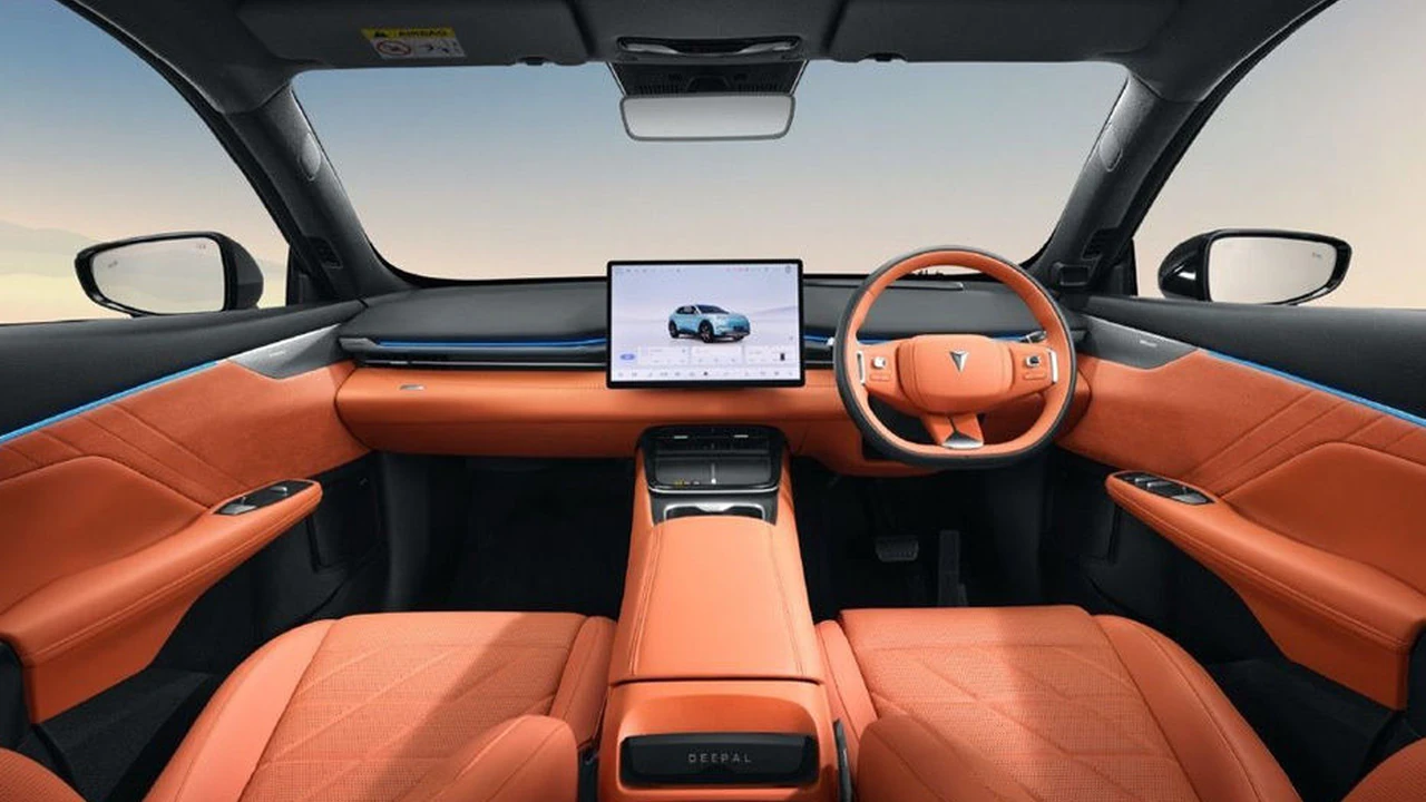 Deepal S05 cockpit and dashboard photo for export buyers 1