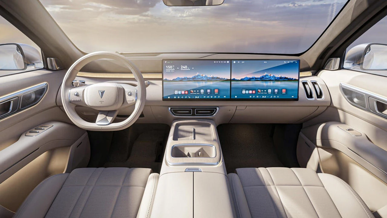Deepal S09 cockpit and dashboard photo for export buyers 1