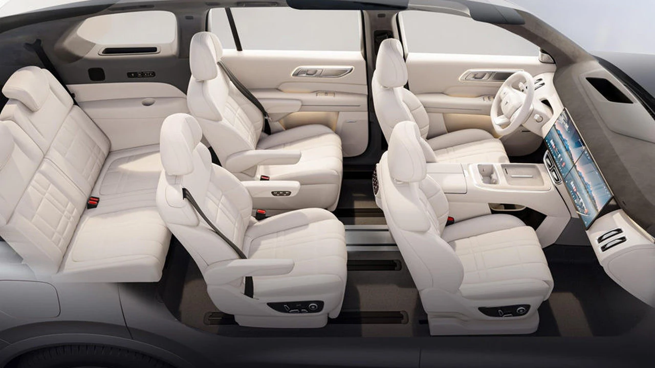 Deepal S09 cabin space and seating photo for wholesale buyers 1